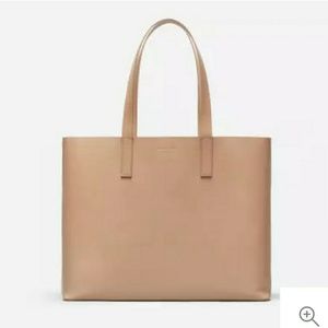 Everlane Tote bag.